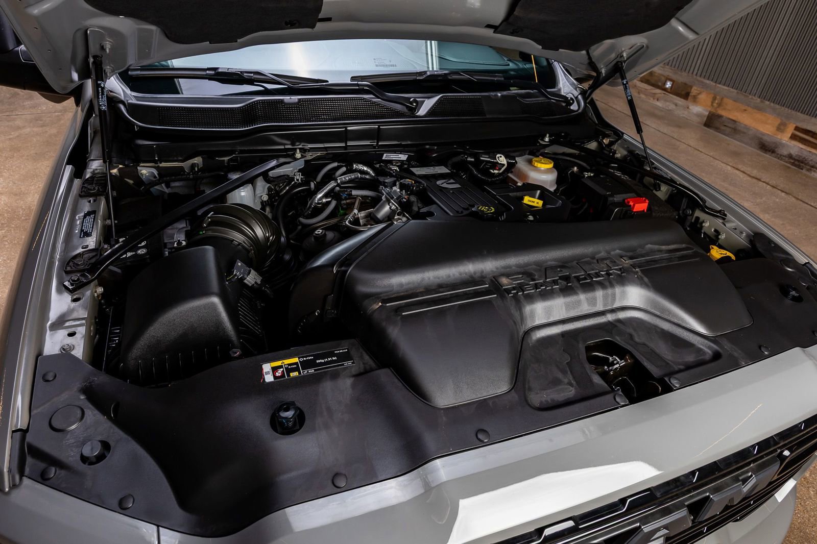 Used 2025 RAM 3500 Limited AWD/4WD image 42
