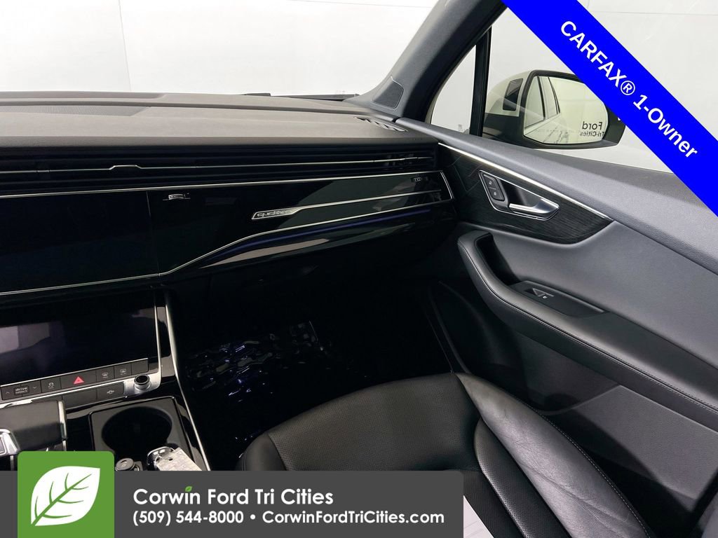Used 2021 Audi Q7 3.0T Premium Plus image 28