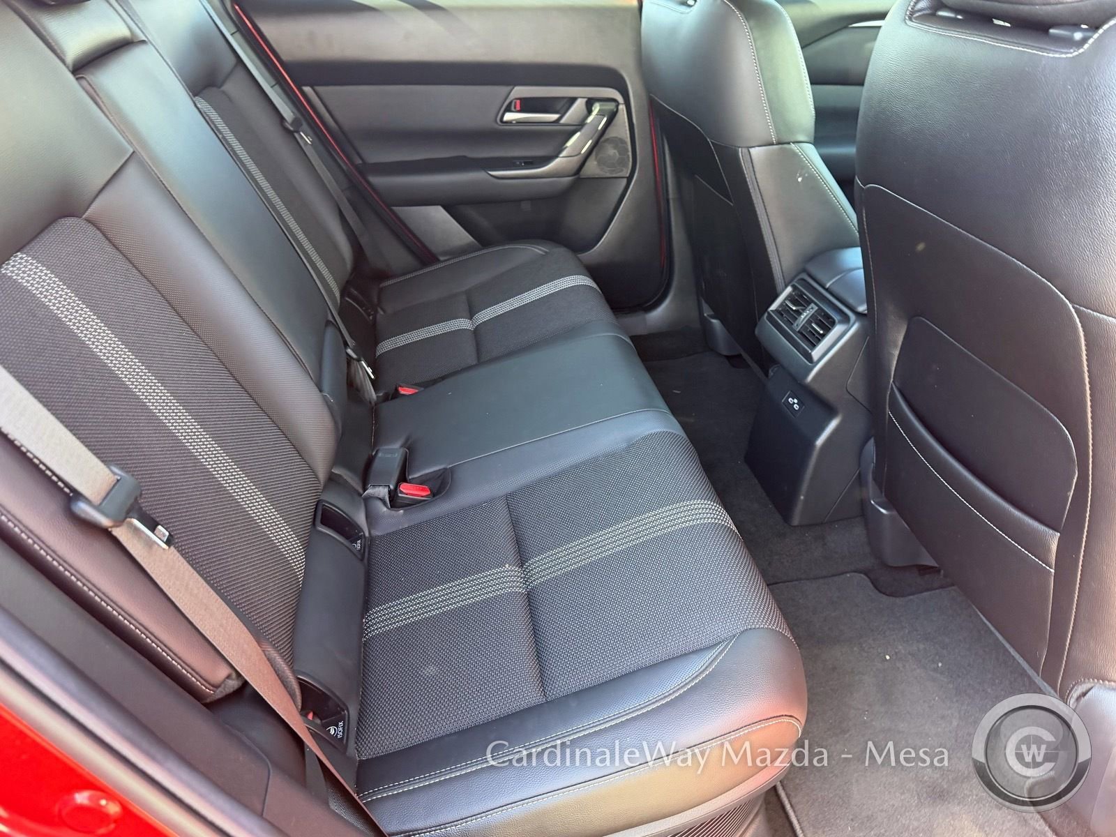 Used 2025 MAZDA CX-50 2.5 Hybrid w/ Preferred Pkg image 15