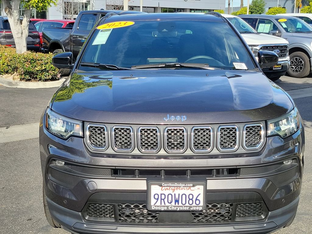 Used 2023 Jeep Compass Latitude w/ Sun and Sound Group image 27