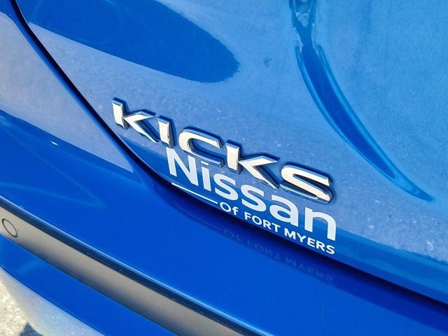 Certified 2022 Nissan Kicks S image 14
