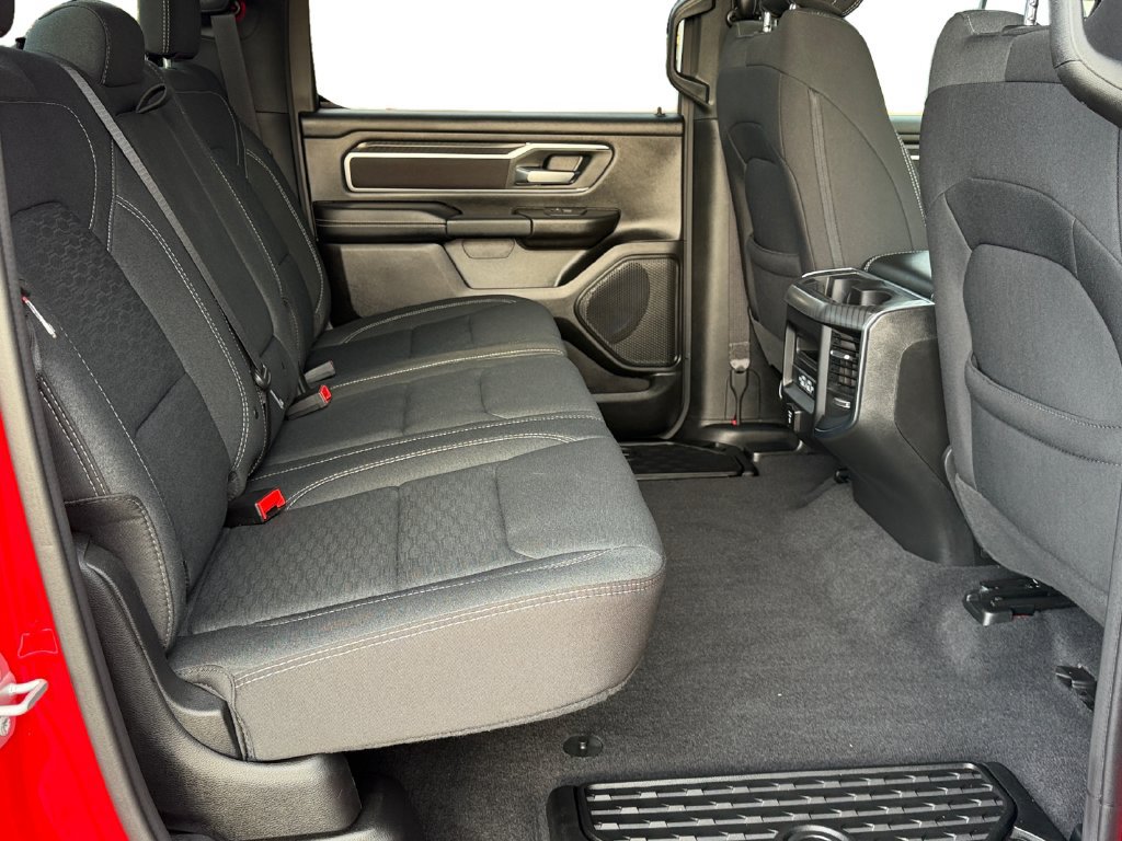 Used 2025 RAM 1500 Big Horn AWD/4WD image 9