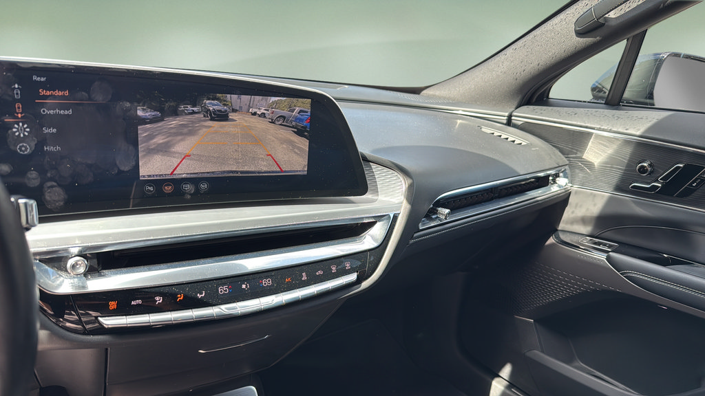 Certified 2024 Cadillac Lyriq Sport AWD/4WD image 40