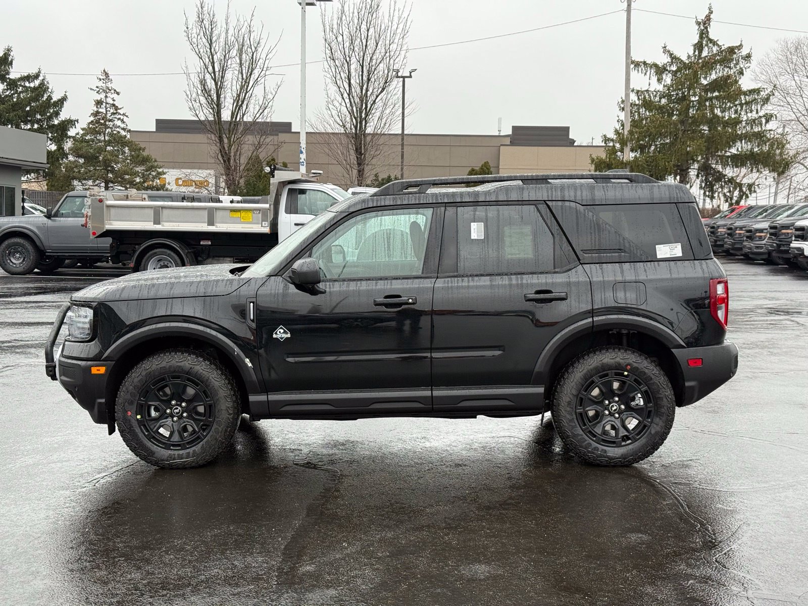 New 2025 Ford Bronco Sport Outer Banks w/ Sasquatch Outer Banks Package AWD/4WD image 2