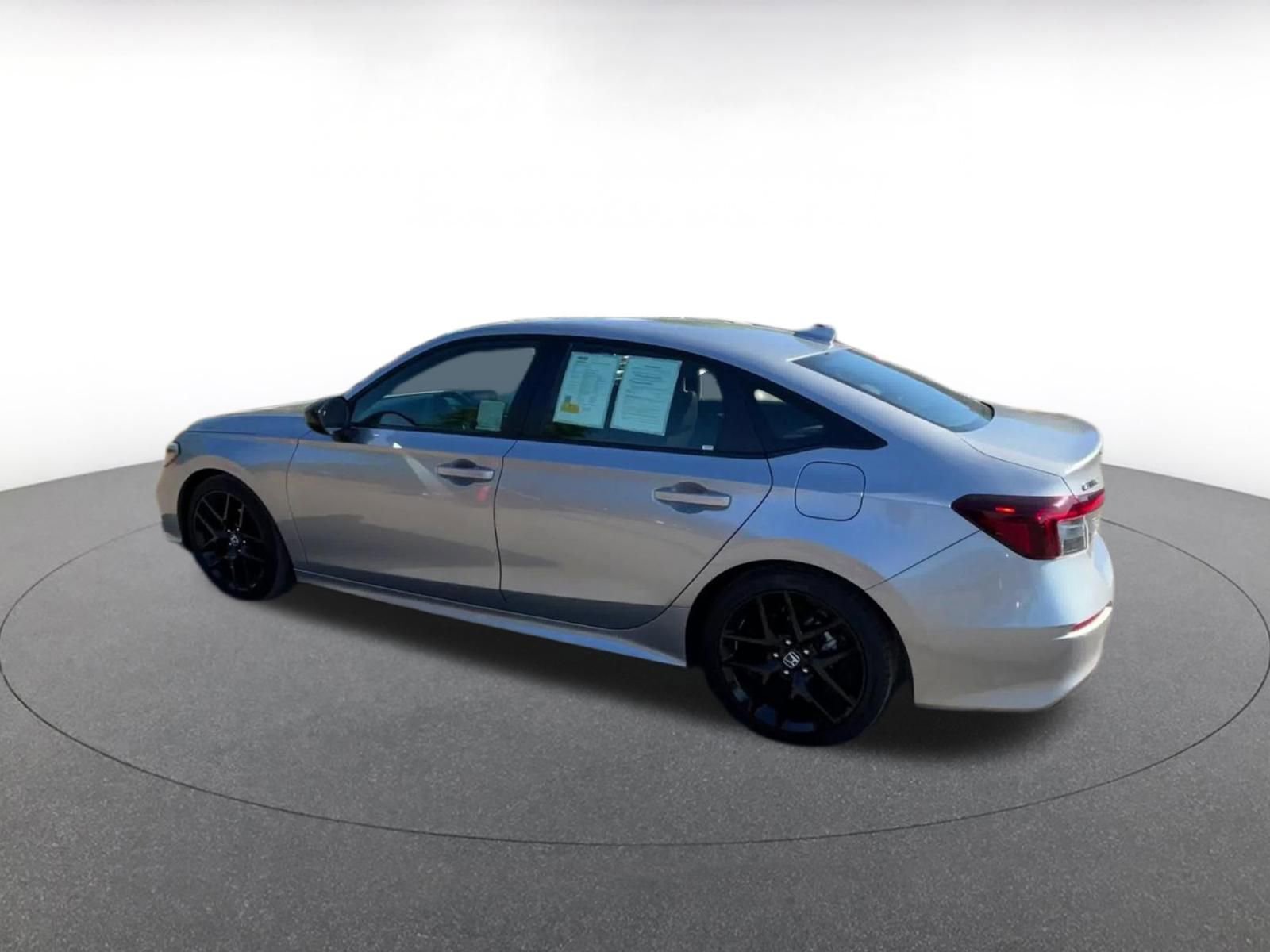 Used 2025 Honda Civic Sport image 10