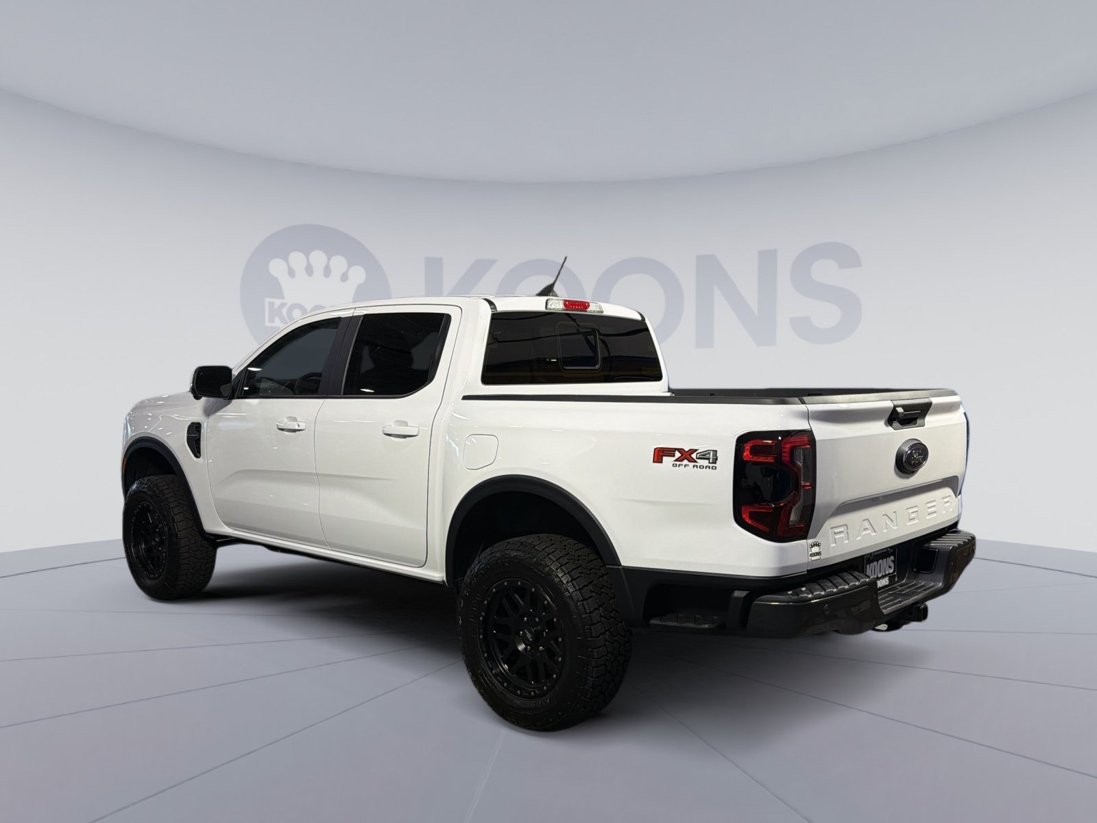 Used 2025 Ford Ranger Lariat w/ FX4 Off-Road Package AWD/4WD image 4