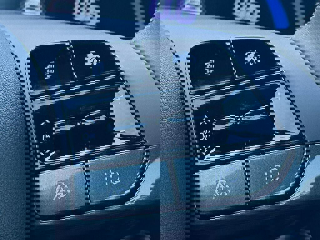 New 2025 Hyundai Elantra Sport image 14