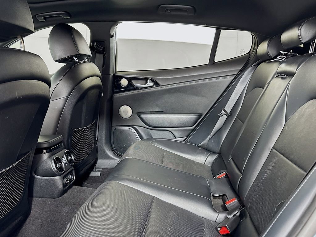 Used 2022 Kia Stinger GT-Line w/ Sun & Sound Package AWD/4WD image 10