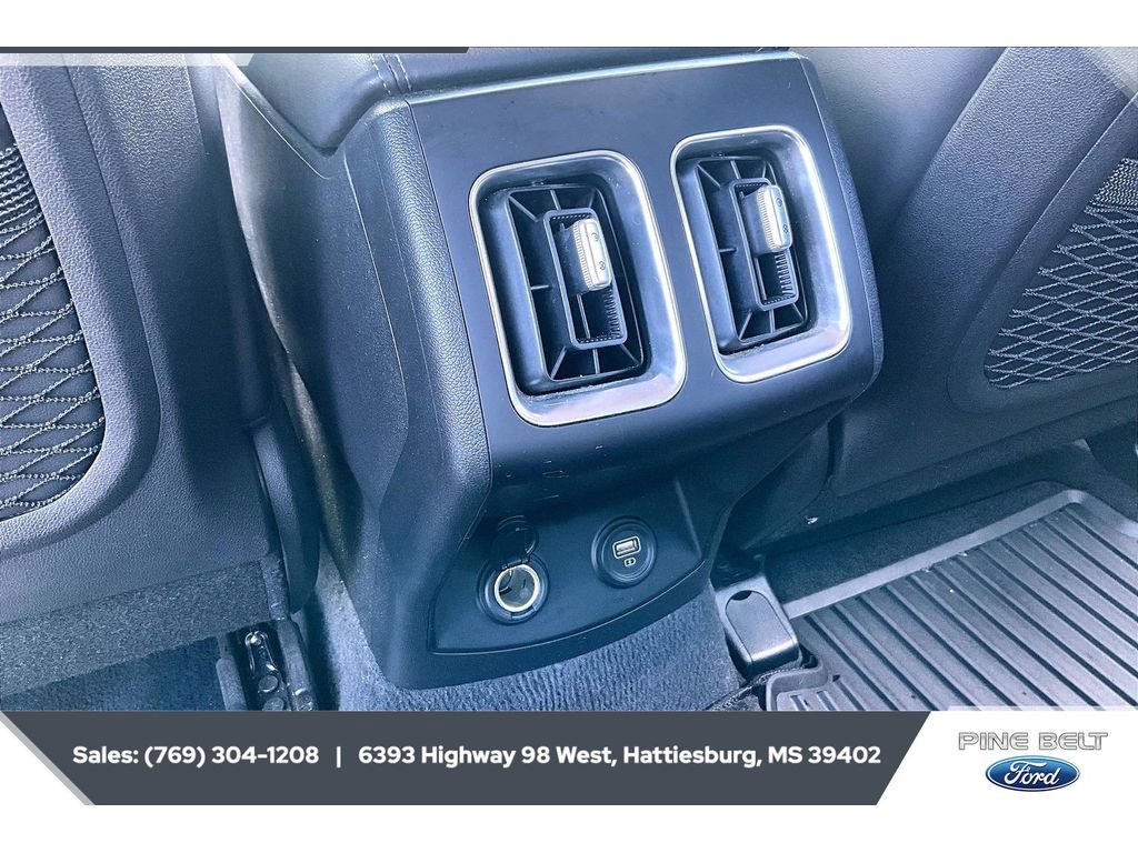 Used 2022 Kia Sorento S w/ Panoramic Sunroof Package FWD image 25