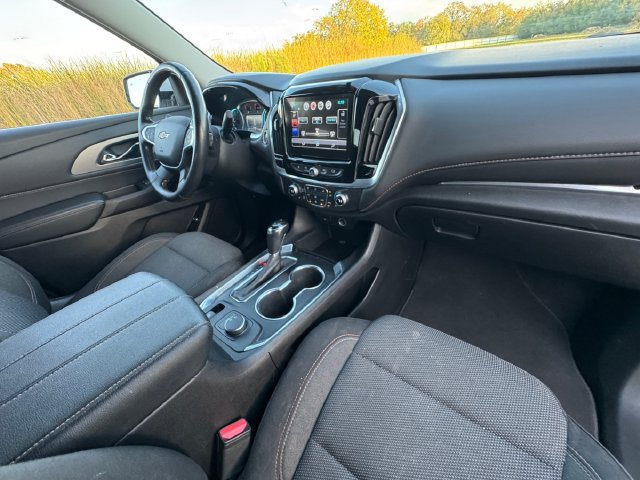 Used 2019 Chevrolet Traverse LT FWD image 32