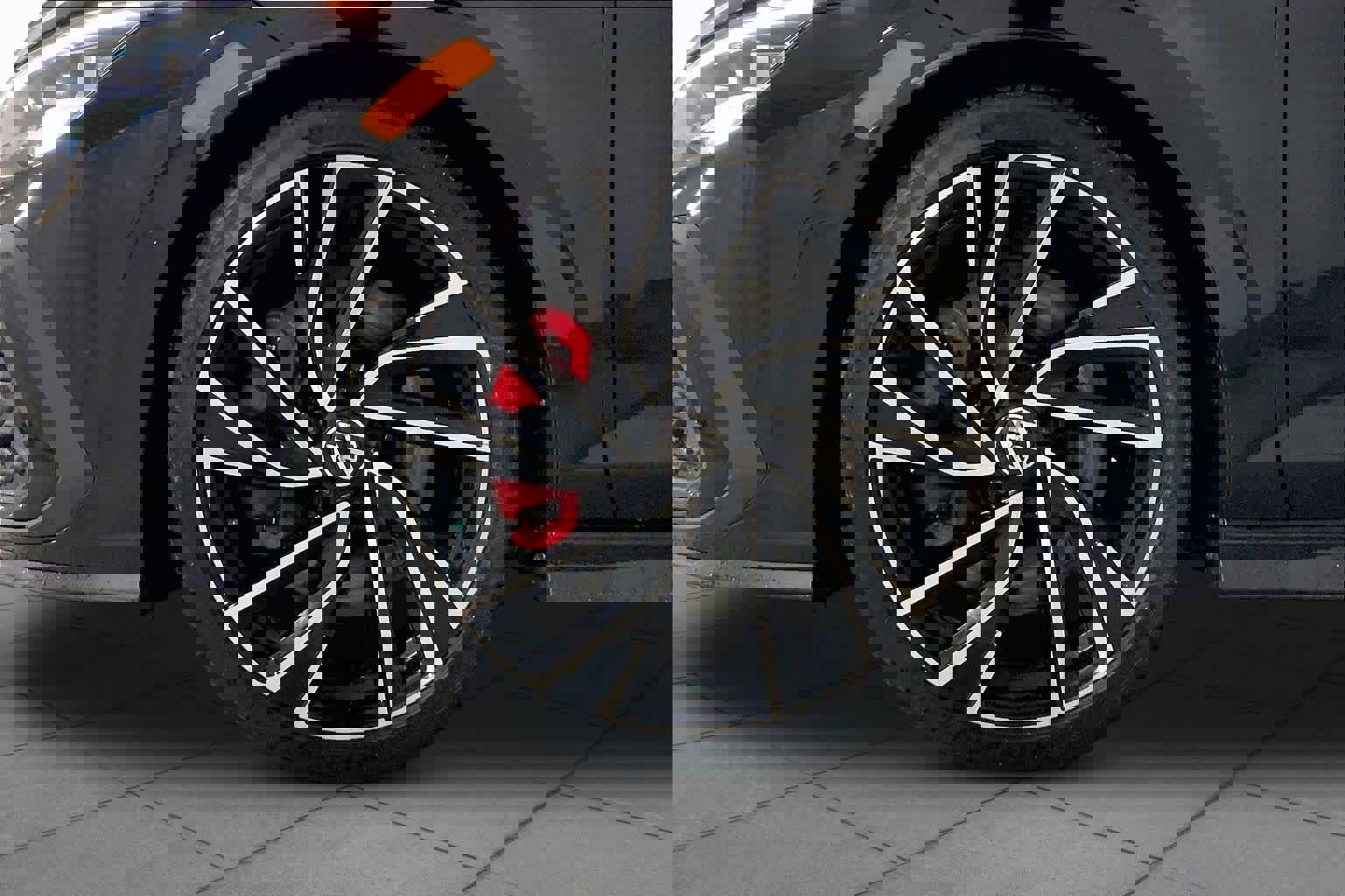 Used 2024 Volkswagen GTI Autobahn FWD image 10