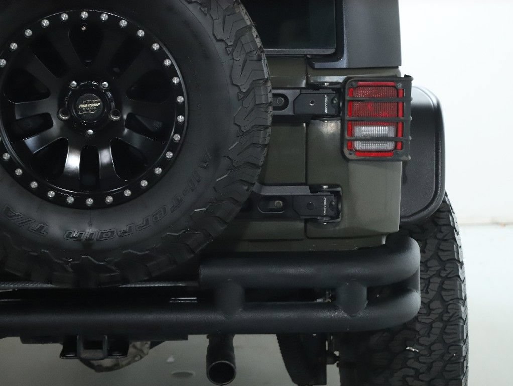 Used 2015 Jeep Wrangler Sport w/ Quick Order Package 24S AWD/4WD image 34