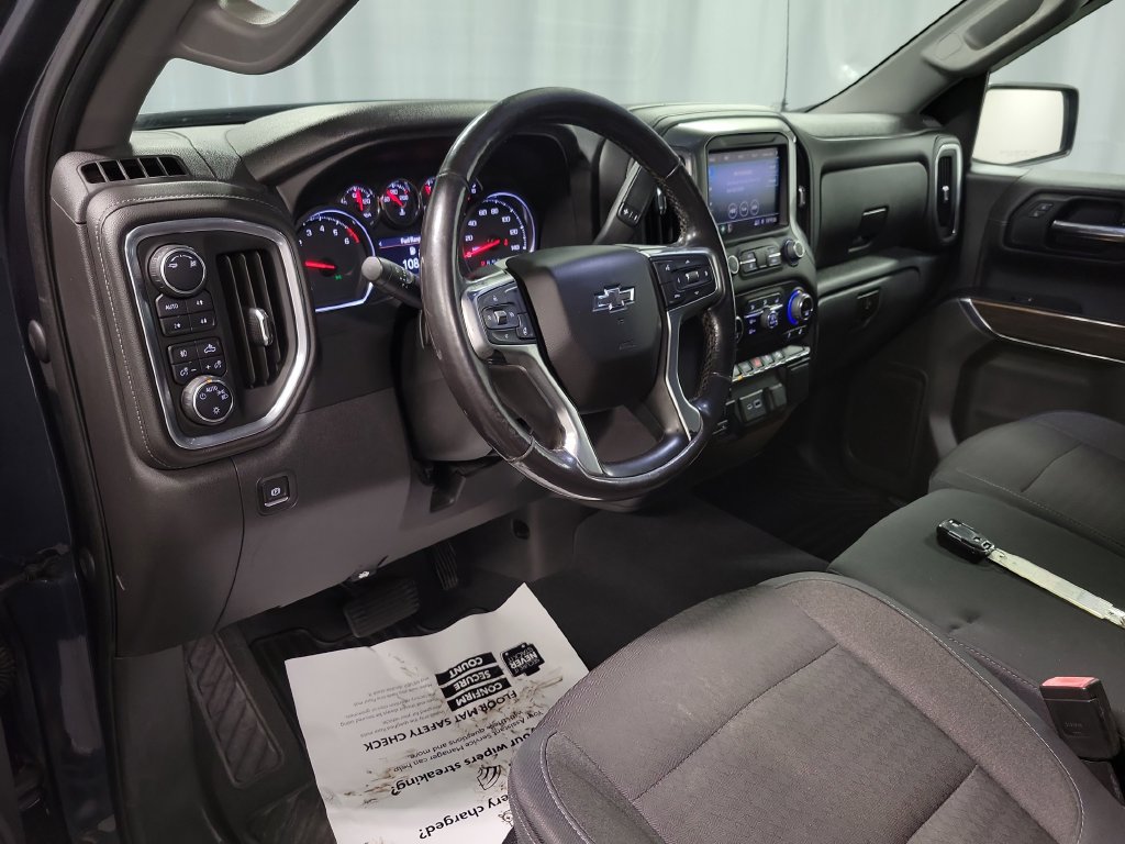 Used 2019 Chevrolet Silverado 1500 RST AWD/4WD image 19