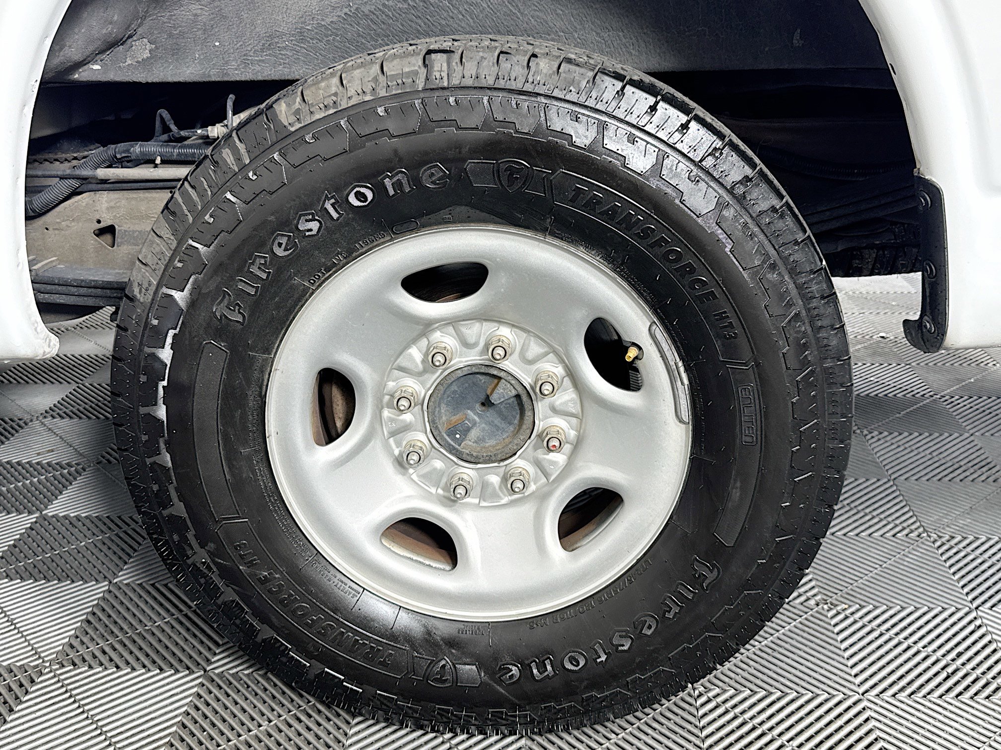 Used 2020 Chevrolet Express 2500 w/ Communications Package image 30