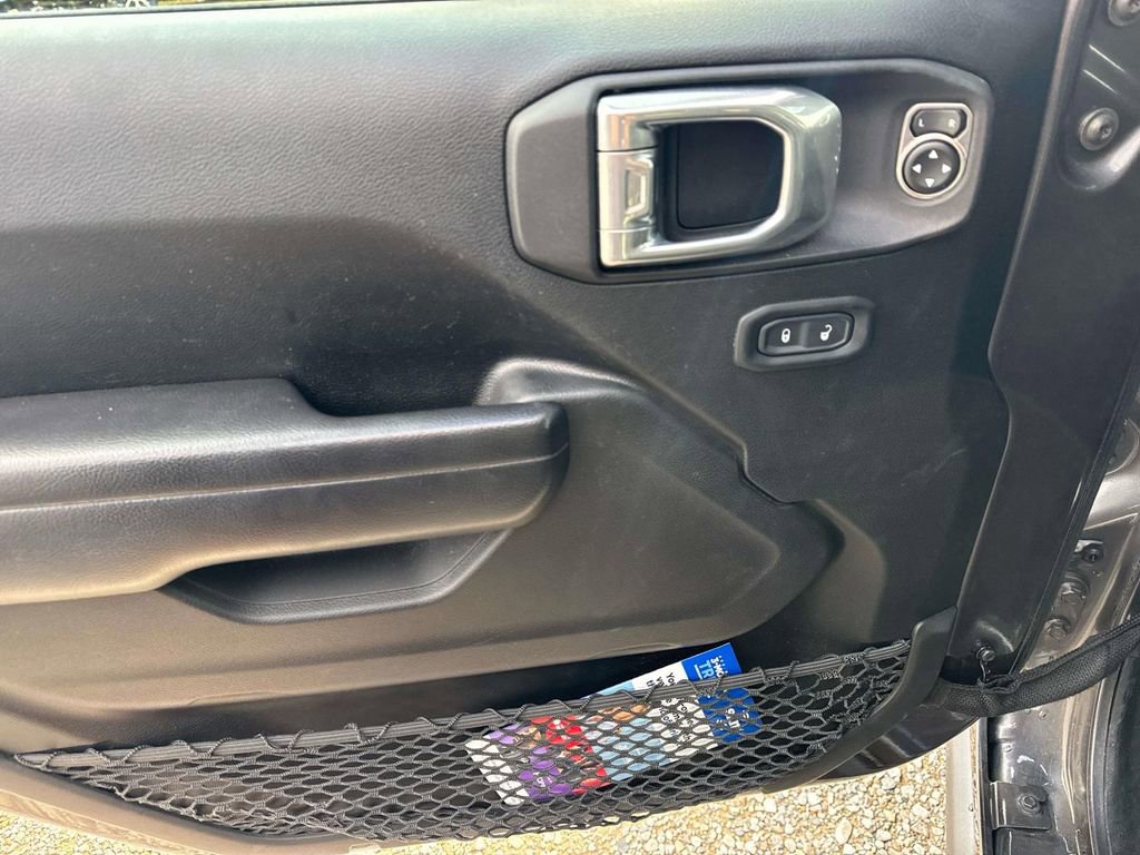 Used 2021 Jeep Wrangler Unlimited Islander image 11