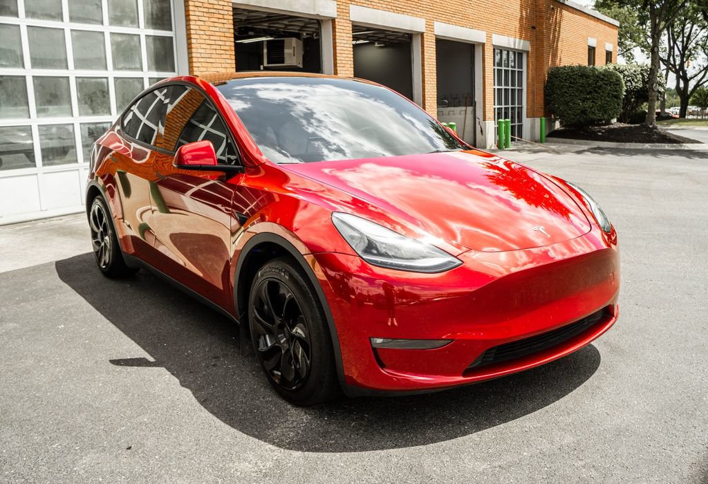 Used 2024 Tesla Model Y Long Range AWD/4WD image 5