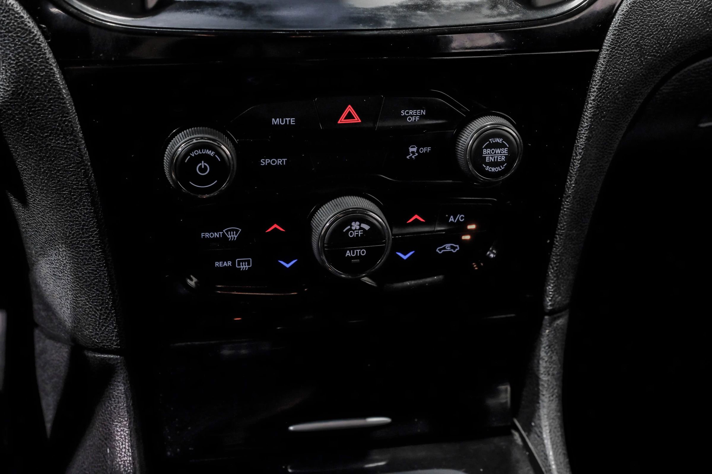 Used 2017 Chrysler 300 S w/ S Model Appearance Package image 33