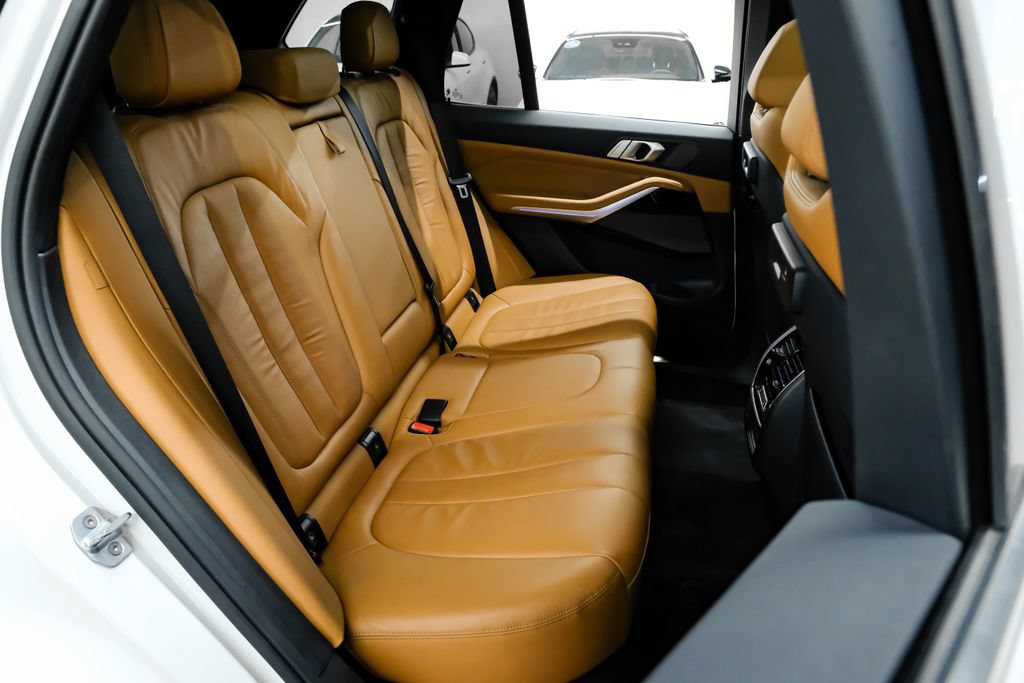 Used 2019 BMW X5 xDrive40i AWD/4WD image 47