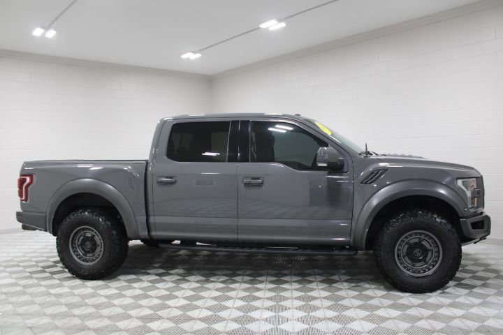 Used 2018 Ford F150 Raptor w/ Equipment Group 802A Luxury image 13