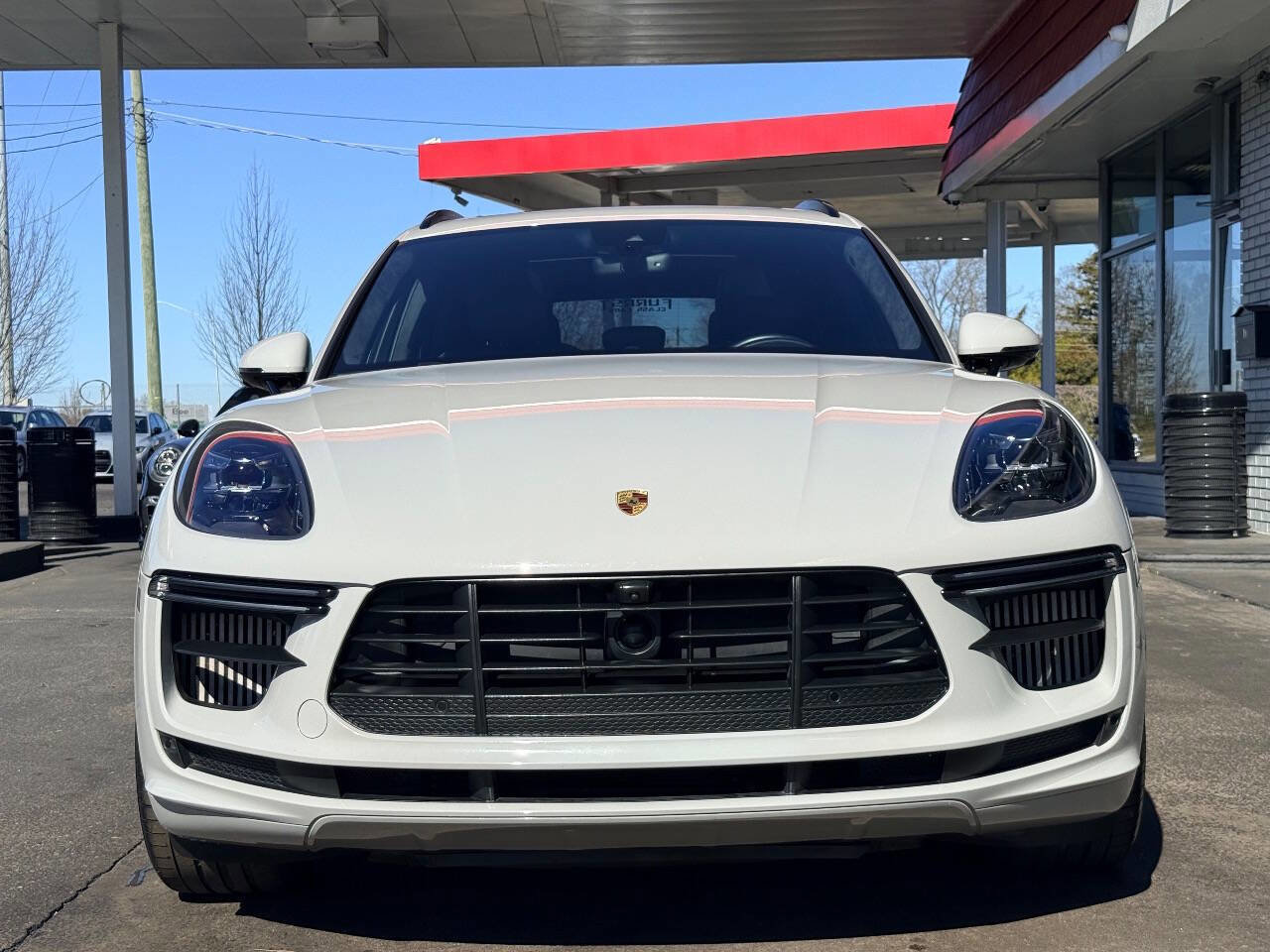Used 2020 Porsche Macan Turbo image 7