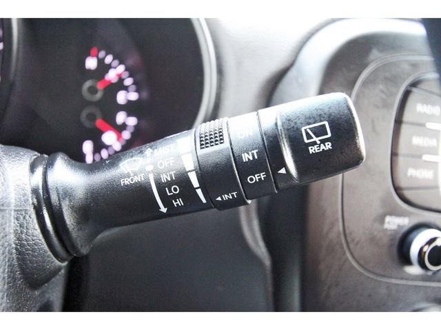 Used 2016 Kia Soul + image 17