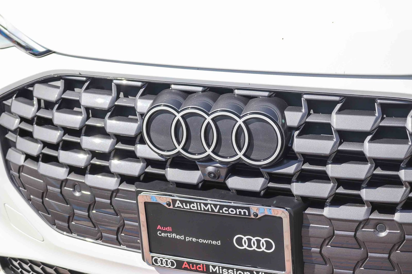 Certified 2025 Audi Q5 Premium w/ Convenience Package AWD/4WD image 13