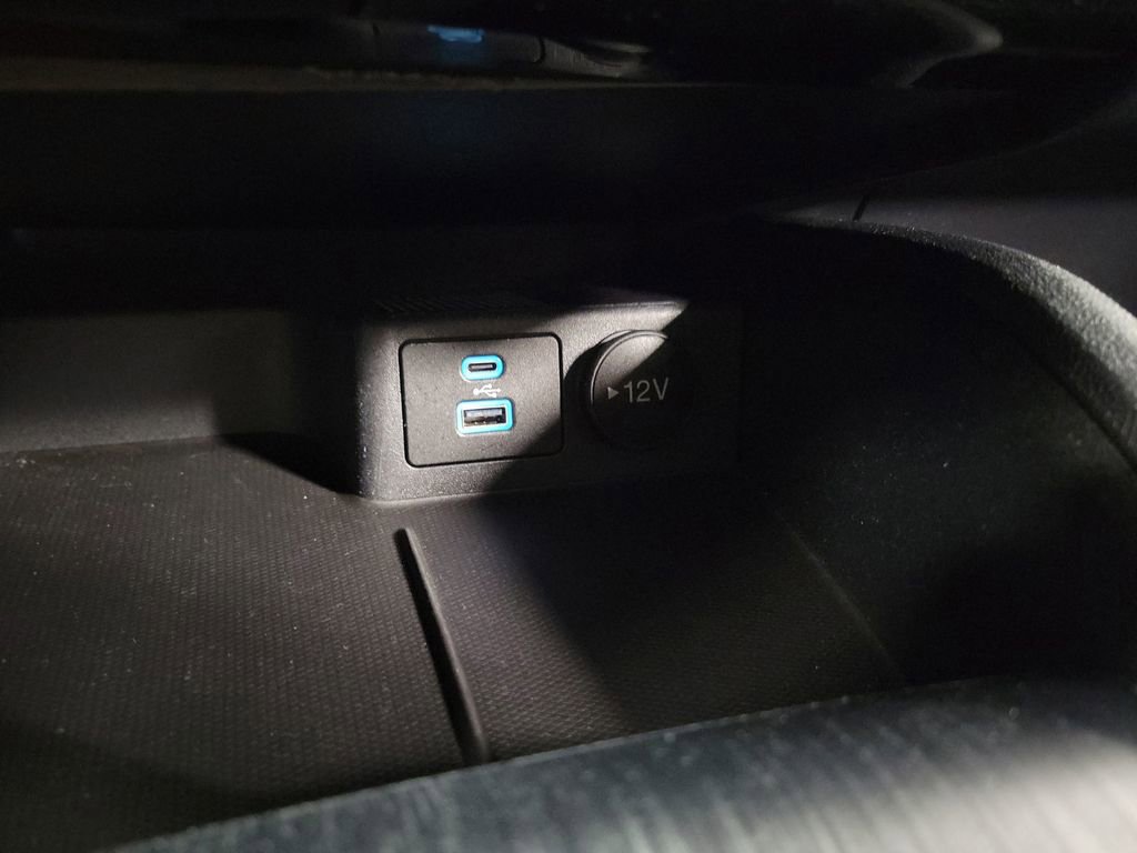 Used 2022 Ford Escape SE FWD image 17