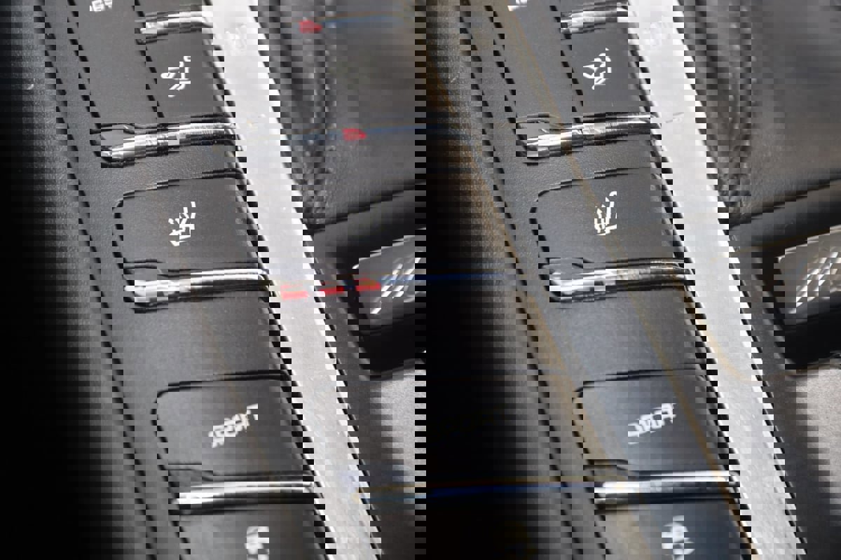 Used 2015 Porsche Macan S image 8