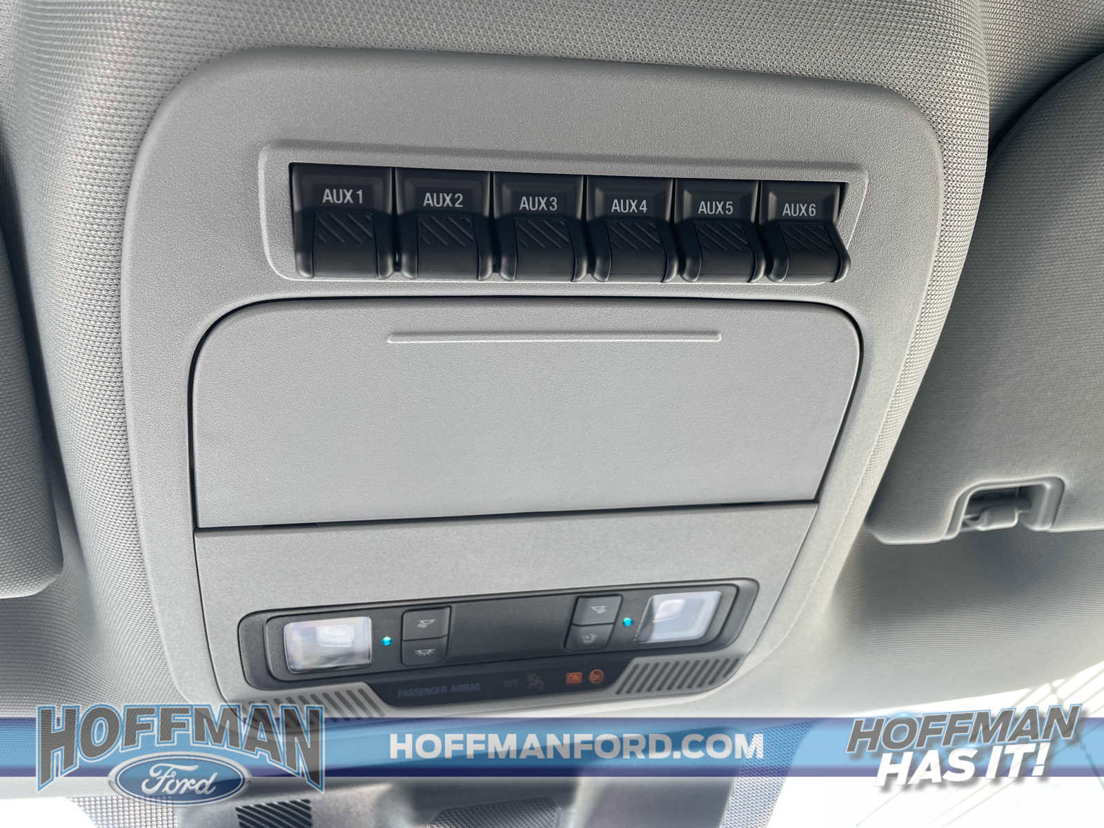 New 2025 Ford F550 4x4 Regular Cab Super Duty image 36