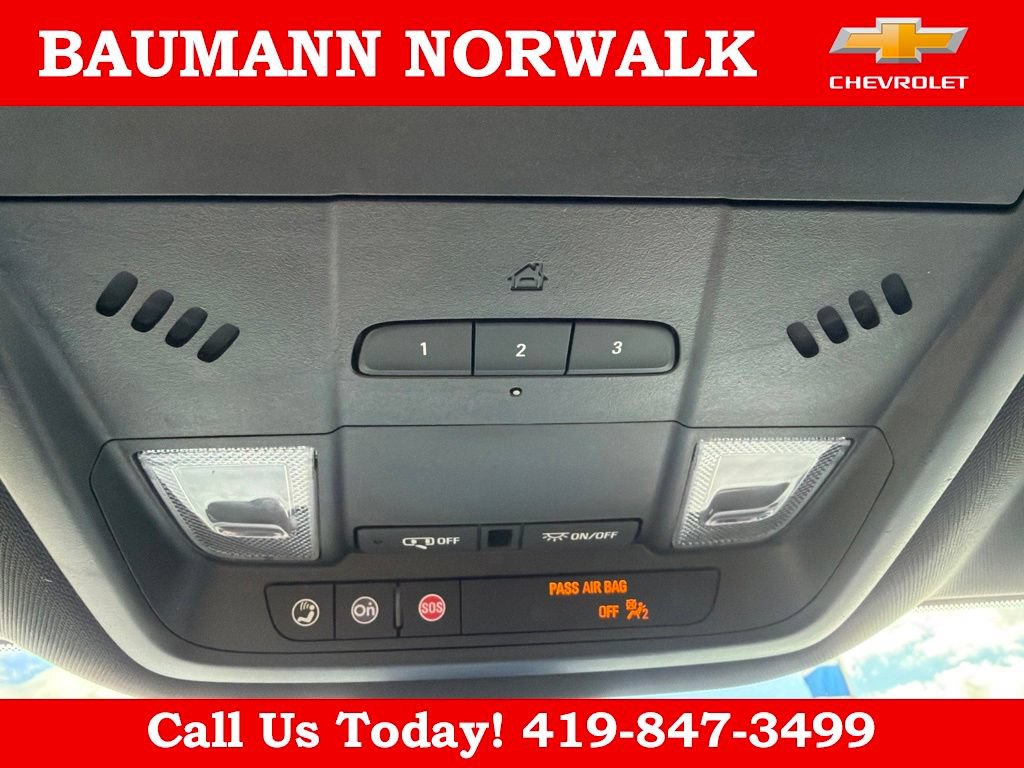 Used 2024 Buick Enclave Essence w/ Sport Touring Edition FWD image 29