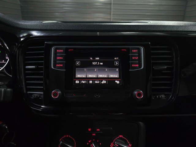 Used 2019 Volkswagen Beetle 2.0T S image 21