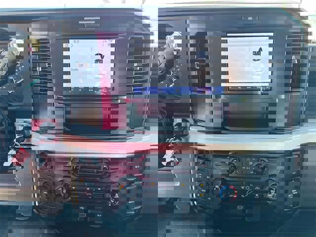 New 2025 Ford F550 4x4 SuperCab Super Duty image 24