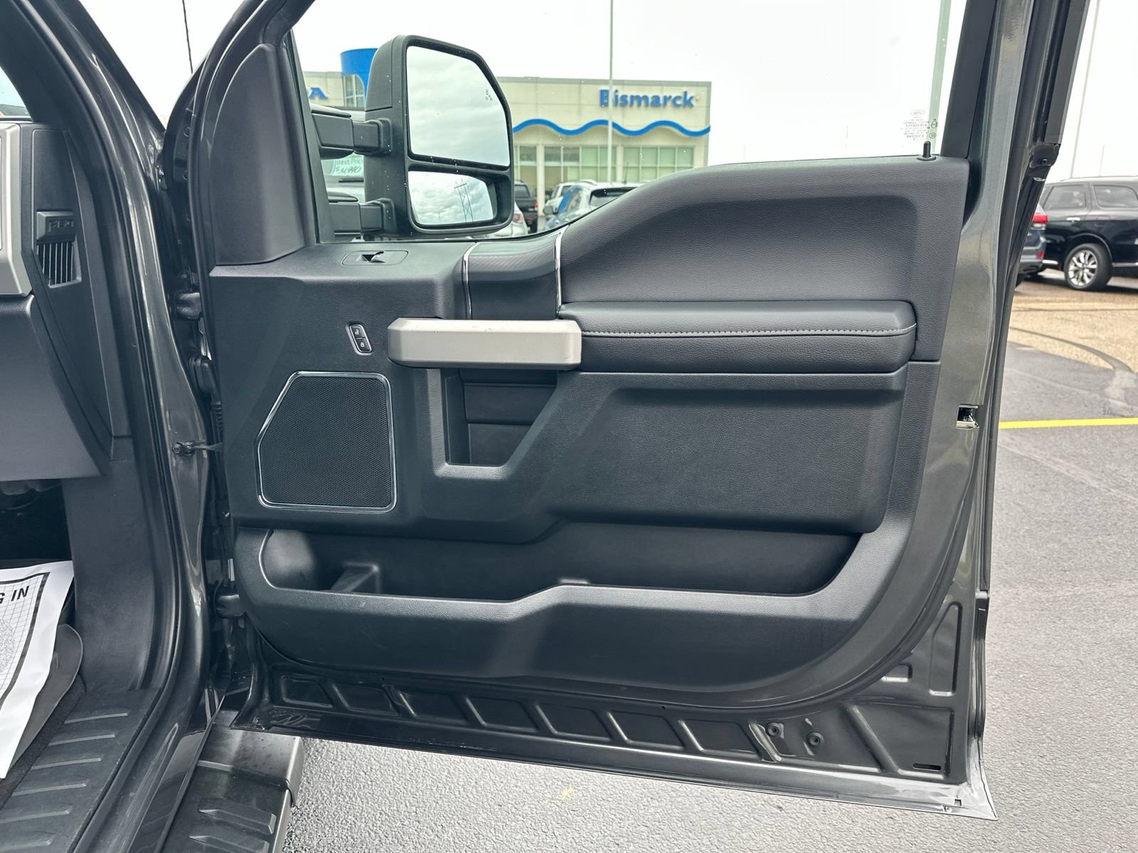 Used 2019 Ford F150 Lariat w/ Equipment Group 502A Luxury AWD/4WD image 45