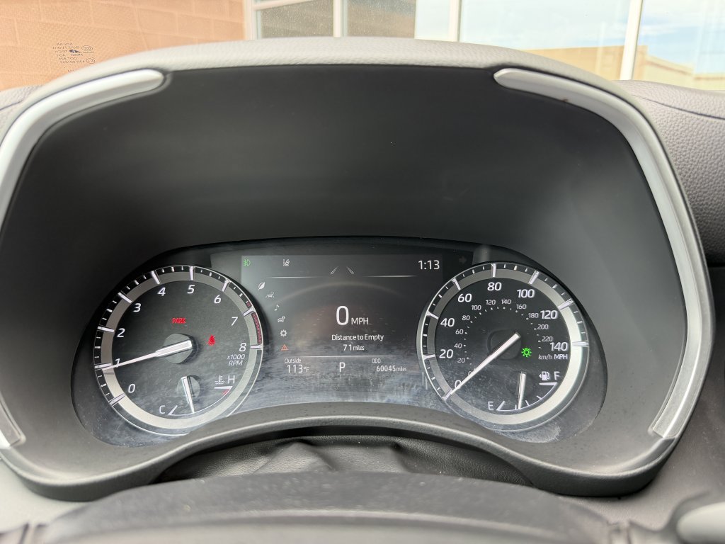 Used 2021 Toyota Highlander XLE AWD/4WD image 17