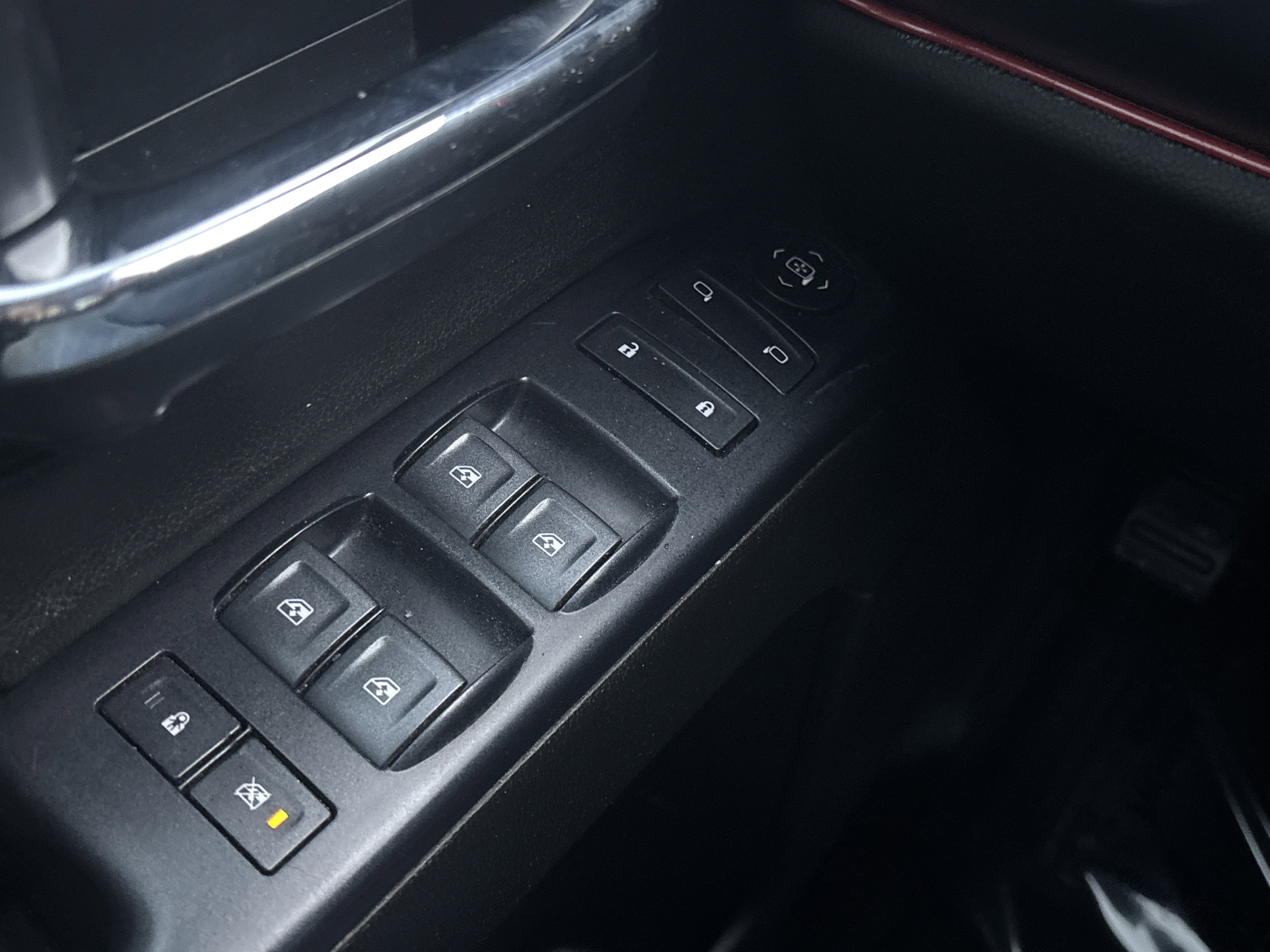 Used 2018 Chevrolet Silverado 1500 Custom image 26