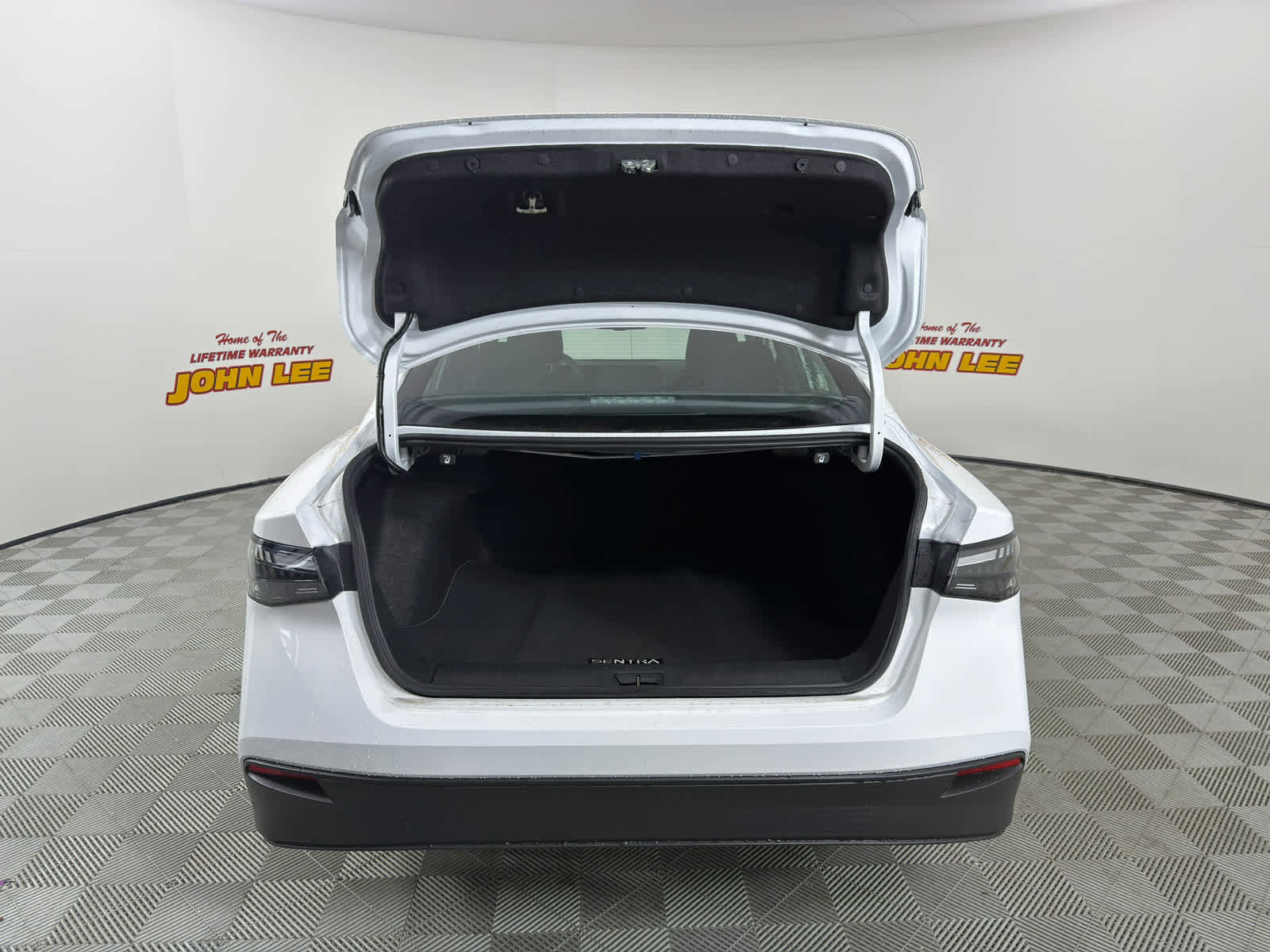 New 2026 Nissan Sentra SV w/ SV Convenience Package image 5