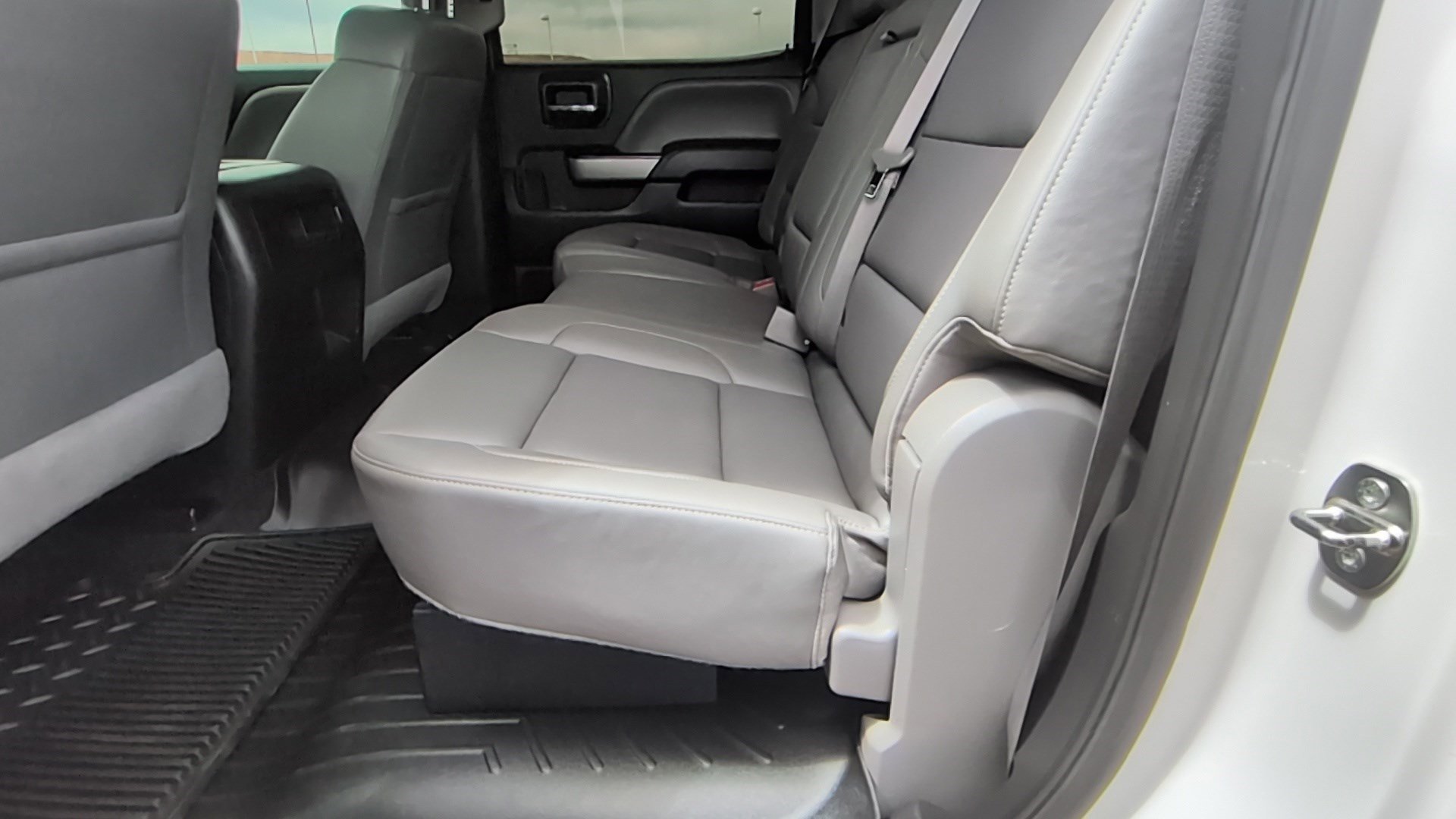 Used 2016 Chevrolet Silverado 1500 LTZ Z71 w/ LTZ Plus Package AWD/4WD image 24