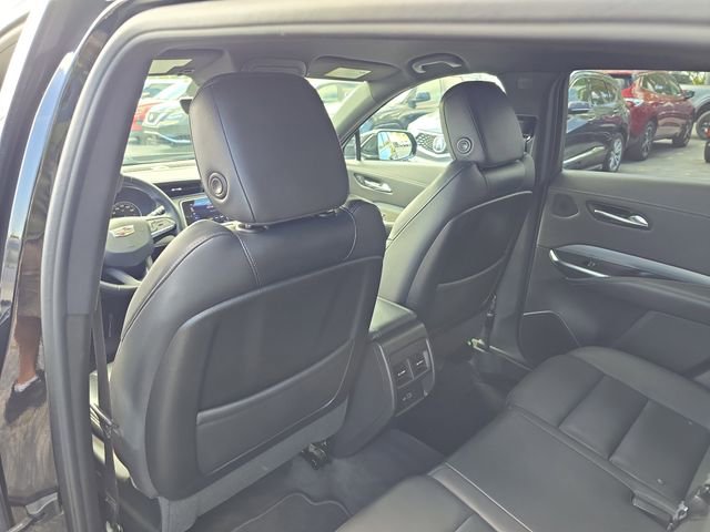 Used 2022 Cadillac XT4 Premium Luxury w/ Enhanced Visibility Package image 14