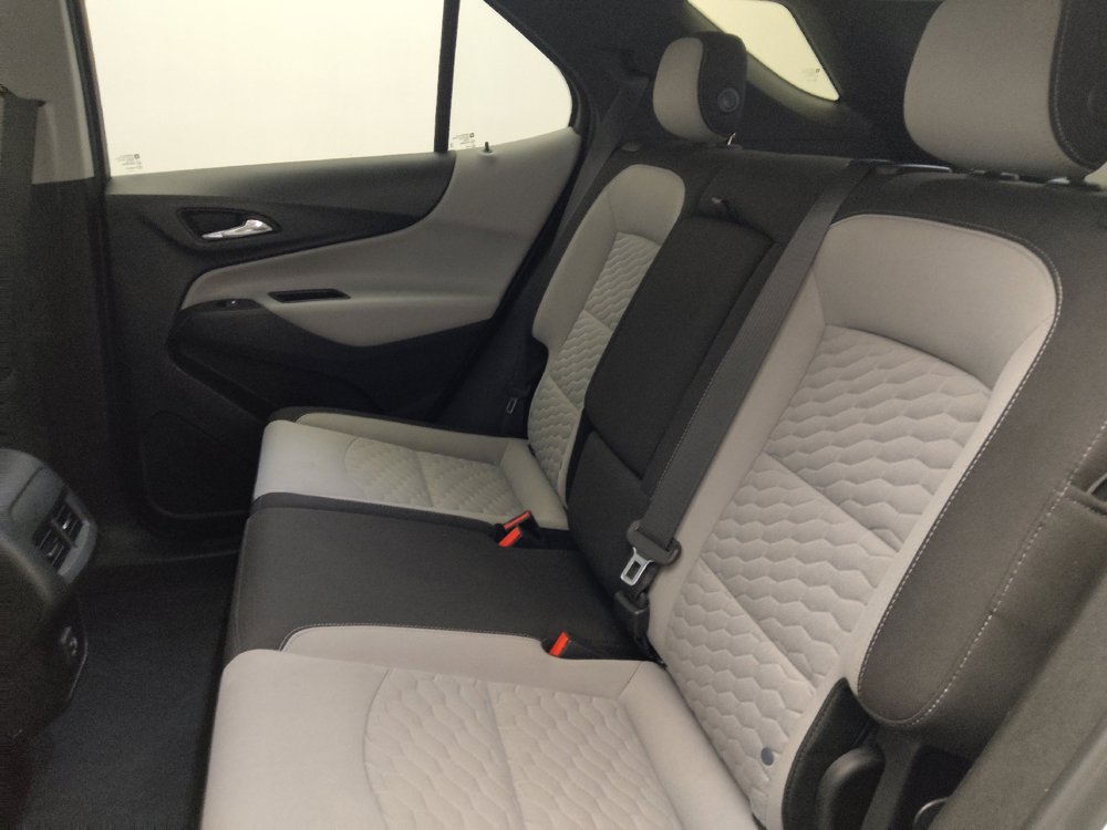 Used 2019 Chevrolet Equinox LS FWD image 18