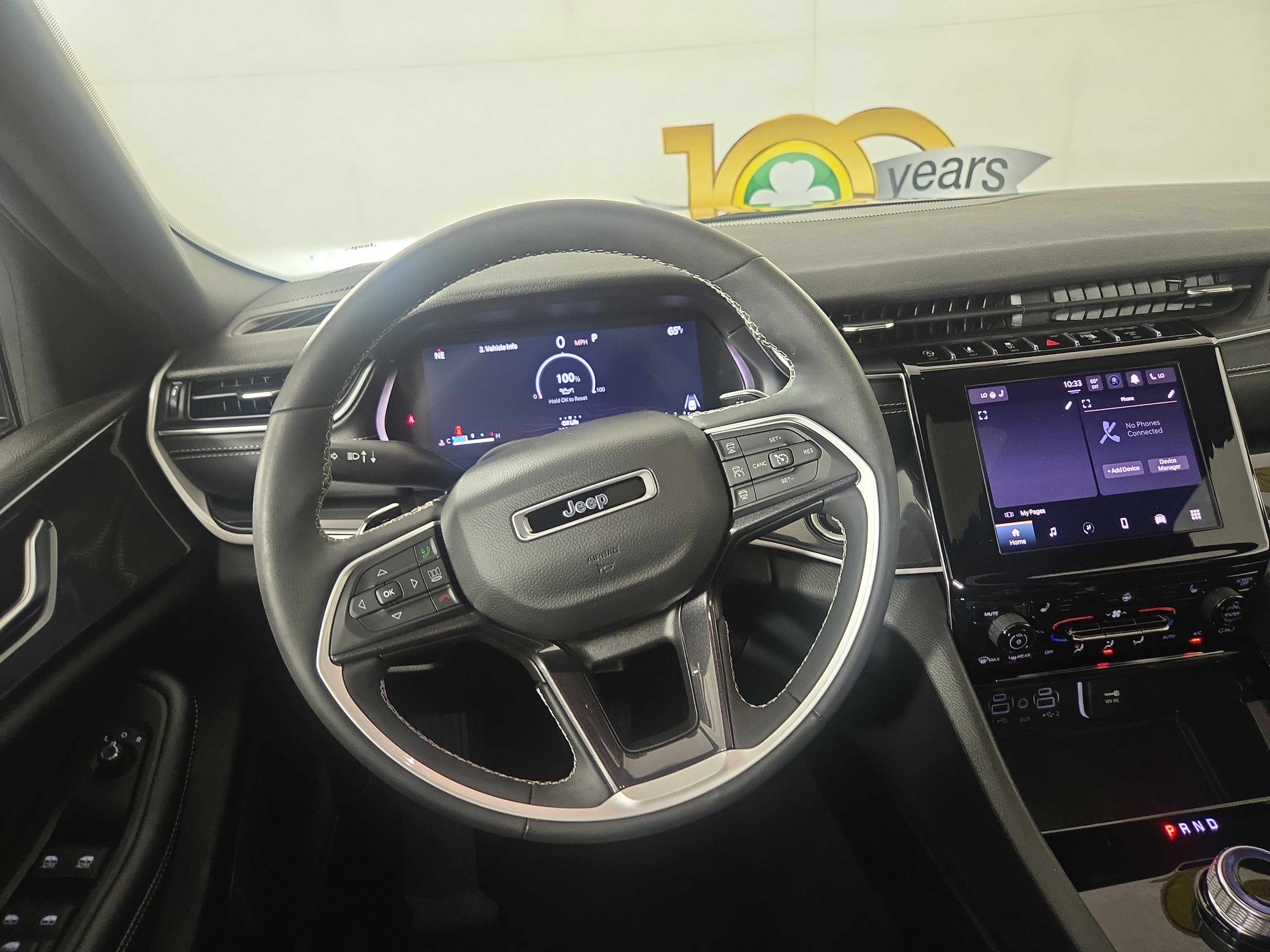 Used 2023 Jeep Grand Cherokee L Laredo AWD/4WD image 15