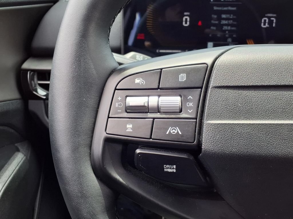 Used 2026 Kia Sportage LX FWD image 14
