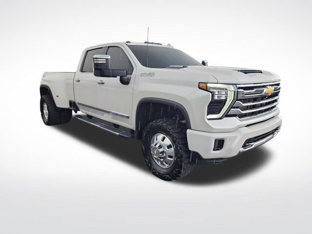 Used 2024 Chevrolet Silverado 3500 High Country w/ High Country Premium Package AWD/4WD image 7