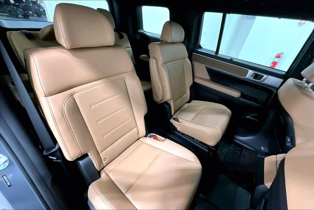 New 2026 Hyundai Santa Fe Limited AWD/4WD image 9