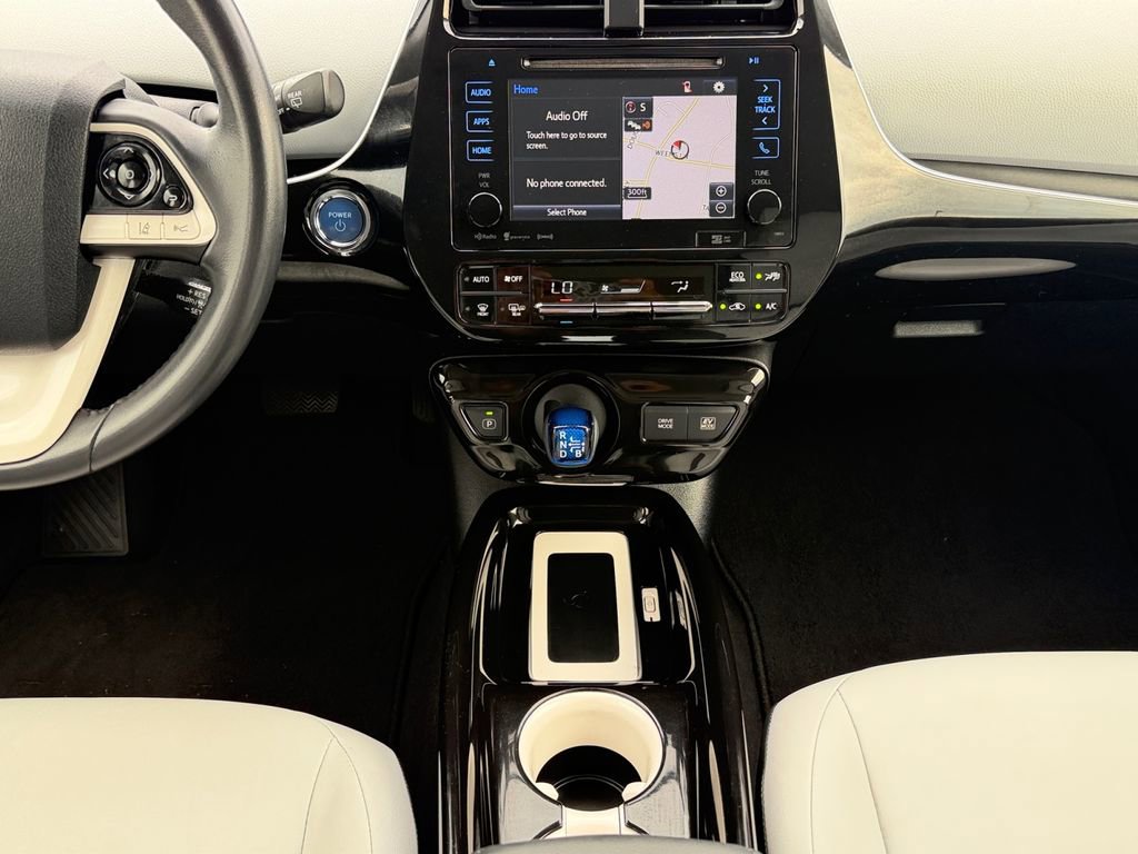 Used 2016 Toyota Prius Three Touring FWD image 15