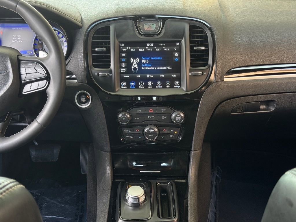 Used 2023 Chrysler 300 S RWD image 5