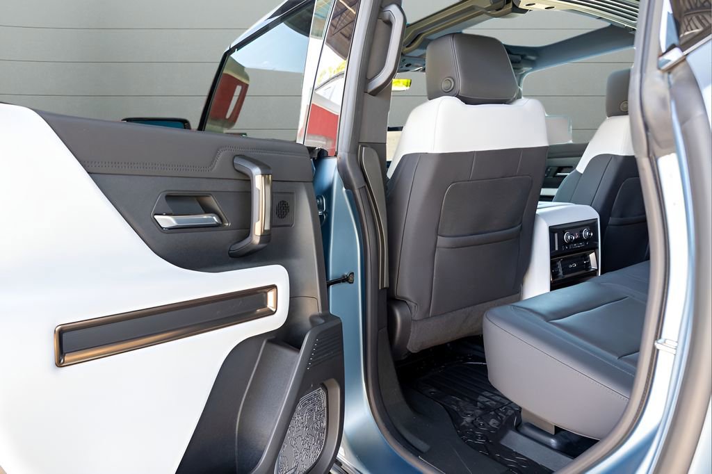 Used 2024 GMC Hummer EV 3X w/ Omega Edition AWD/4WD image 57