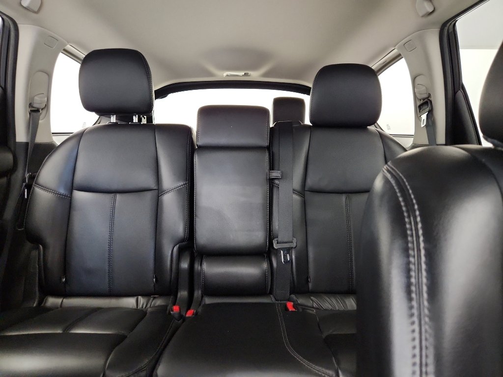 Used 2015 Nissan Pathfinder SL w/ SL Tech Package AWD/4WD image 30