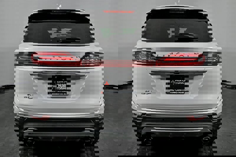 Used 2019 Lincoln MKC Reserve w/ MKC Climate Package image 9