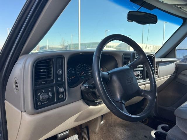 Used 2002 Chevrolet Tahoe LS w/ Traction Pkg image 9