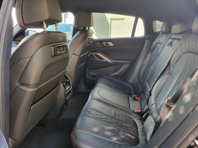 Used 2023 BMW X6 xDrive40i w/ M Sport Package AWD/4WD image 13